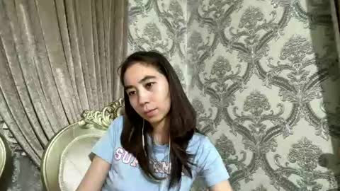 merlenebixel online show from August 2, 8:27 pm