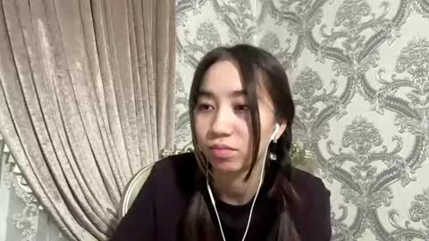 merlenebixel online show from August 13, 8:34 pm