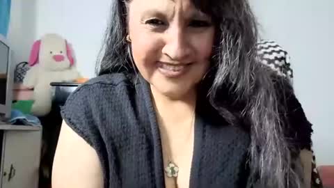 I am Mrs Clauss online show from August 6, 4:00 am