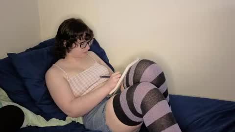 Merrill Mallow online show from June 29, 9:06 pm