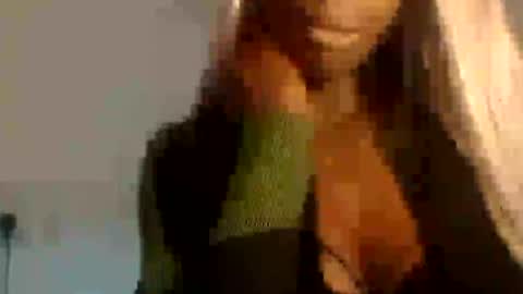 Alexismerton online show from August 13, 4:59 am