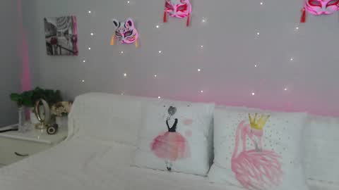 Mery online show from August 13, 6:11 pm