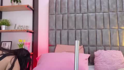 Mery Stone online show from August 3, 7:37 am
