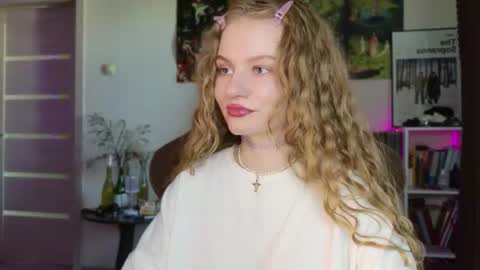 Eva online show from August 6, 11:42 am