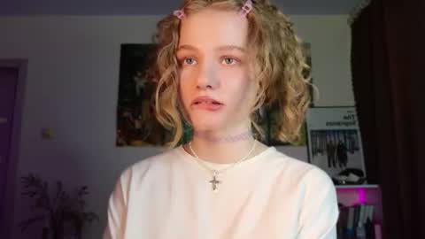 Eva online show from August 6, 1:54 pm
