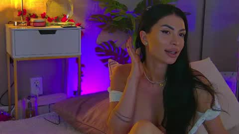 Metisha online show from August 11, 6:48 am
