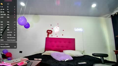 mew_alix online show from August 8, 6:41 pm