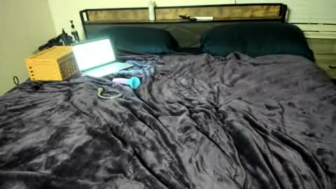 mfcouple699 online show from July 18, 5:41 am