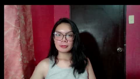 mhiafebbi online show from August 3, 3:41 pm