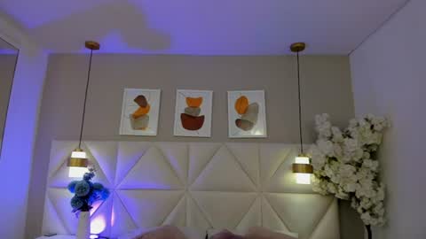 mia__bailey_ online show from August 7, 7:14 pm