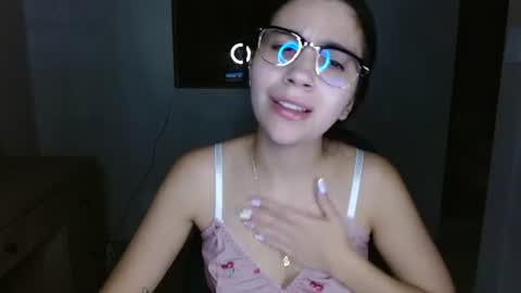 Mia online show from August 15, 5:11 am