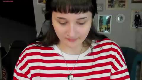 Mia online show from August 12, 5:21 am