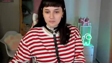 Mia online show from August 13, 6:38 am