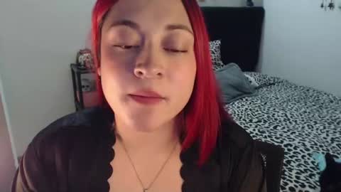 mia online show from August 6, 1:37 am