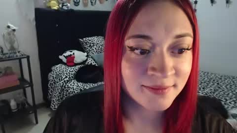 mia online show from August 7, 1:38 am