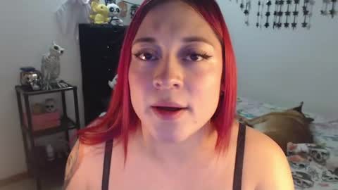 mia online show from August 12, 11:07 pm
