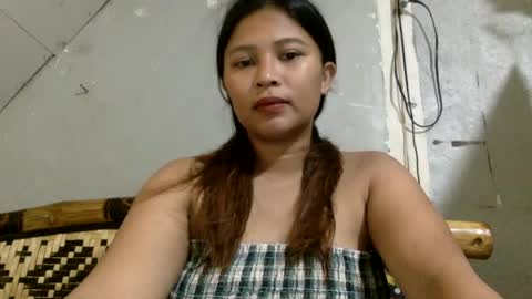 mia_bella04 online show from August 12, 5:10 am