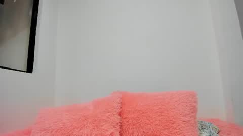 mia_belmonte online show from August 9, 2:40 pm