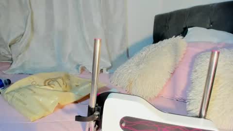 Mia Blair online show from August 14, 2:04 am