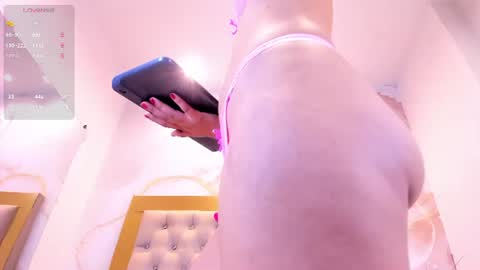 I am Susana  online show from August 5, 9:46 pm