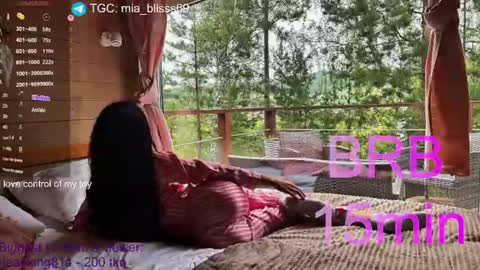 Mia online show from July 30, 3:19 pm