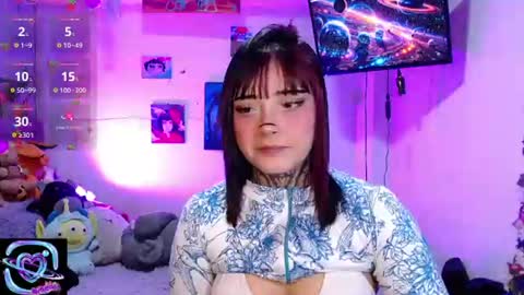 Mia online show from July 26, 7:02 am