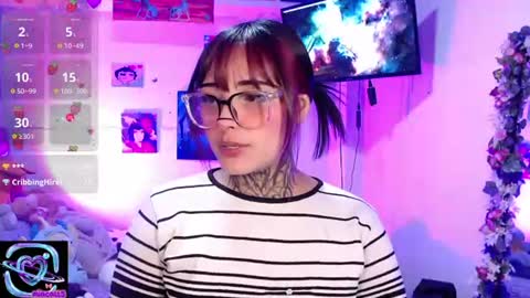 Mia online show from August 13, 5:43 am