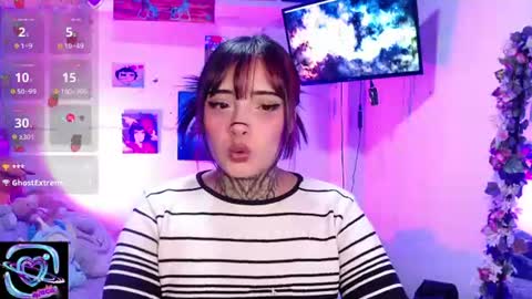 Mia online show from August 13, 7:55 am