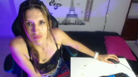 mia_cherry222 online show from August 7, 7:30 am