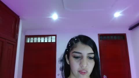 mia_cherry222 online show from August 11, 1:46 pm