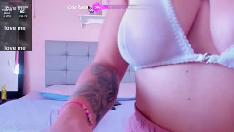 Mia online show from August 10, 9:16 pm