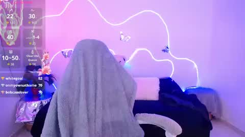 mia_cute_girl online show from August 11, 5:48 pm