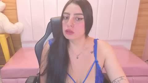 Mia  online show from August 10, 5:36 pm