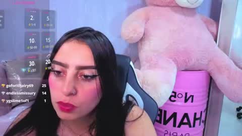 Mia  online show from August 13, 5:49 pm