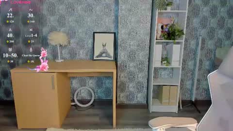 mia_e1fie online show from August 7, 3:06 am
