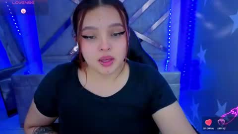 Mia online show from August 6, 5:56 pm