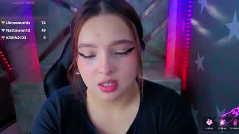 Mia online show from August 14, 3:37 pm