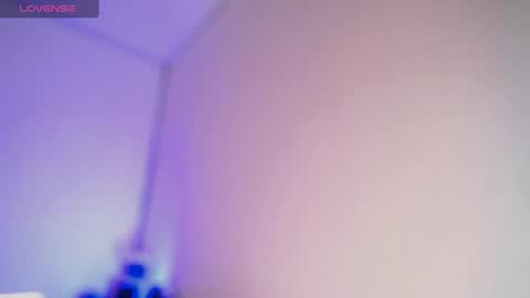 I am Mia  online show from July 5, 5:38 pm