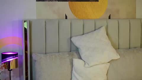 mia_jolie_ online show from August 12, 5:48 pm