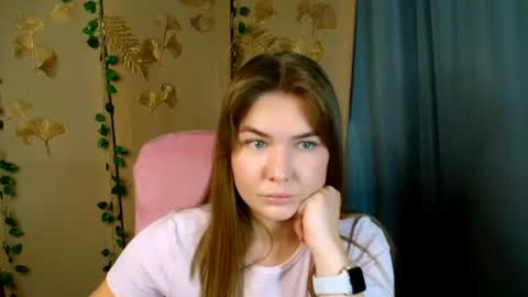 mia_lemm online show from July 30, 7:16 am