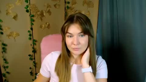 mia_lemm online show from July 30, 9:27 am