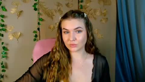 mia_lemm online show from August 9, 7:42 am