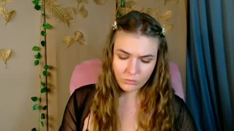 mia_lemm online show from August 9, 11:00 am