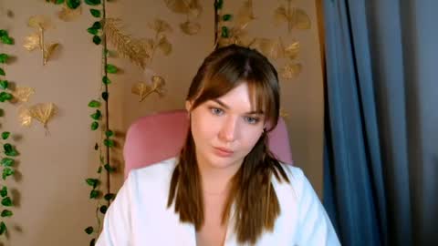mia_lemm online show from August 10, 10:16 am