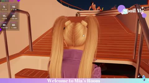 Mia online show from August 15, 4:49 am