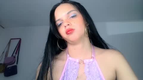 mia lucy 21 online show from July 31, 3:57 am