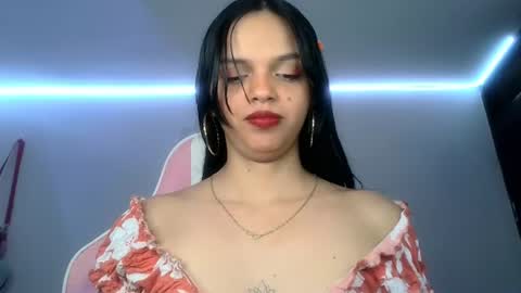 mia lucy 21 online show from August 14, 1:31 am