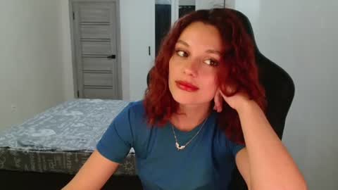 mia_luiza online show from July 23, 8:11 pm
