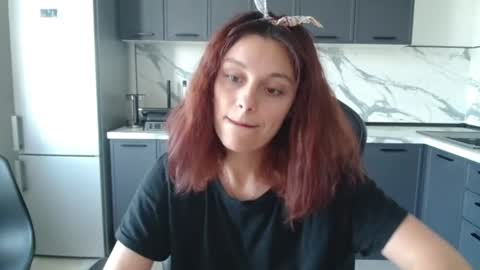 mia_luiza online show from August 14, 9:35 am
