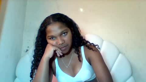 mia_lunah online show from August 10, 4:36 am